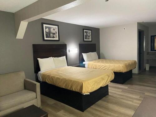 Speedway Inn & Suites Griffin Exteriör bild